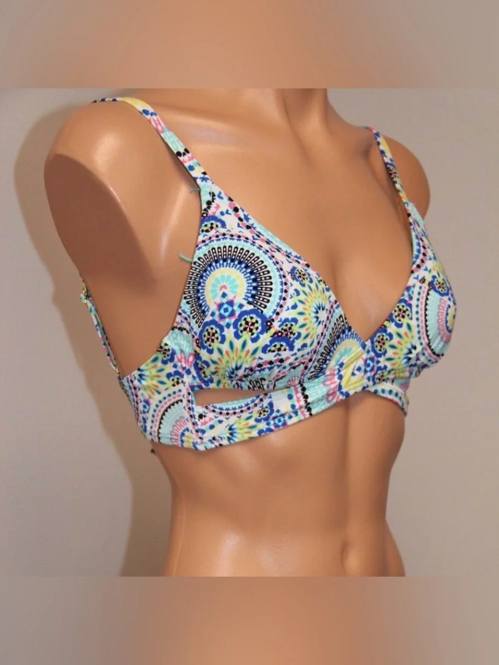 Bar III Medallions 2-Piece Bikini Set, L — Multicolored (Blue/Yellow/Pink/etc.) - Picture 8 of 9